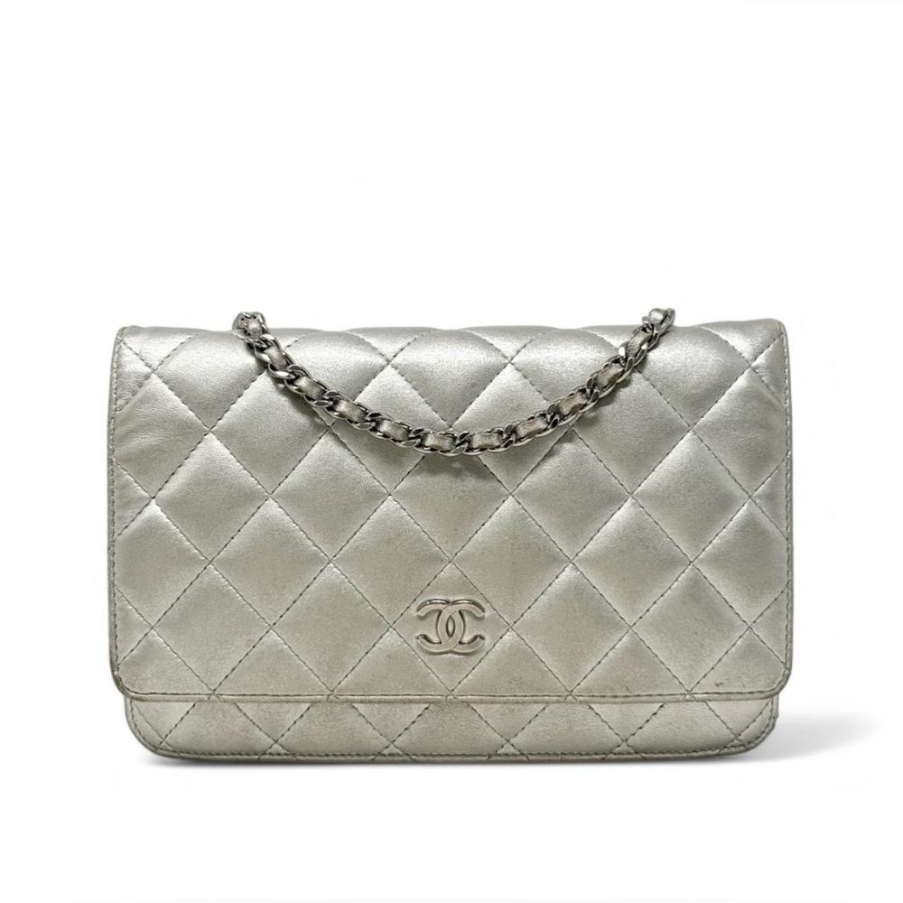 CHANEL Silver Wallet On Chain